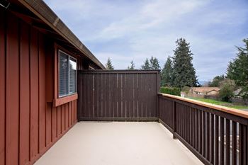 Somerset terrace private balcony